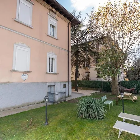 Garda Apartment